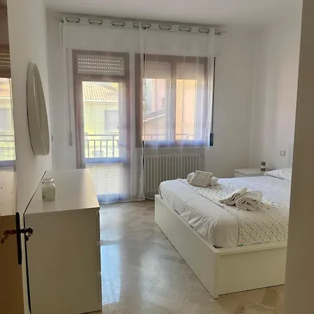 Apartment Alba Rosa *